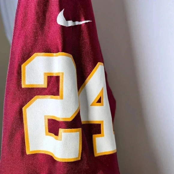 Nike Washington Redskins #24 Champ Bailey Size Medium Jersey Sports Athletic Str - Picture 7 of 15